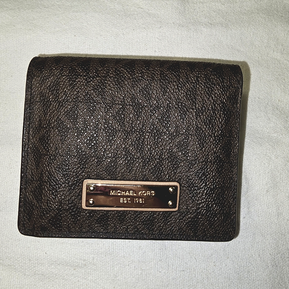 Michael Kors Monogram Wallet